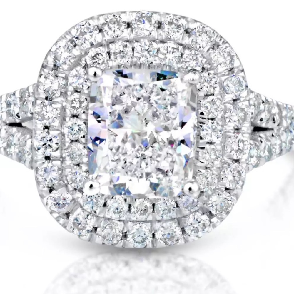 A 3 Ct Vs1 D Color Halo Diamond Ring Stunning on