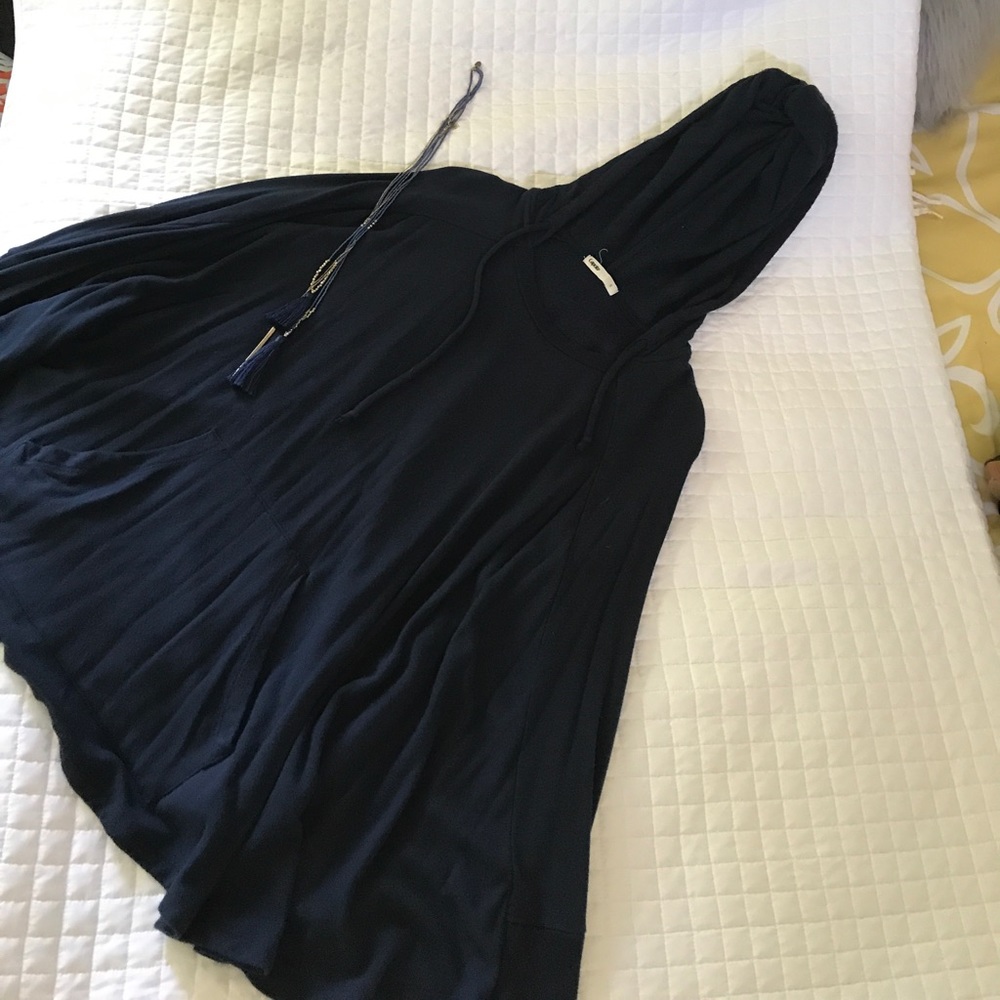 Cozy navy blue capote, cape sweatshirt, Sm