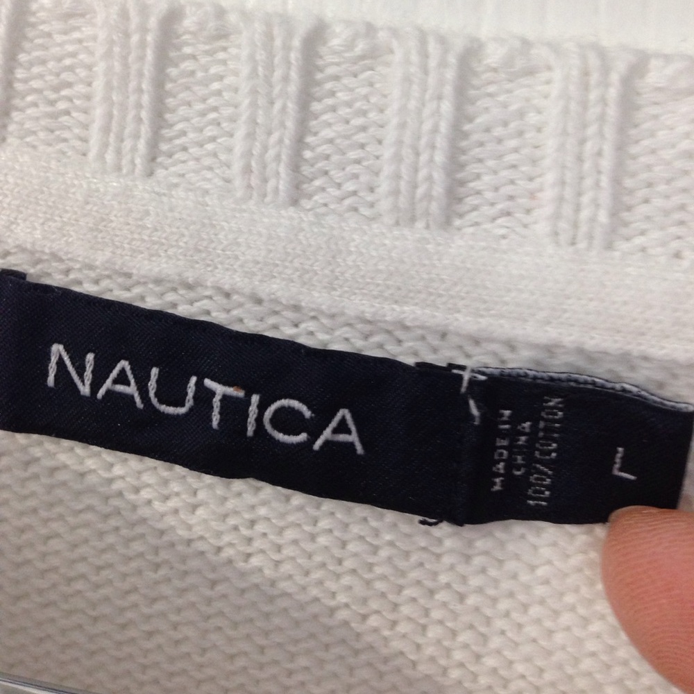 Mens Nautica sweater, get free bracelets!