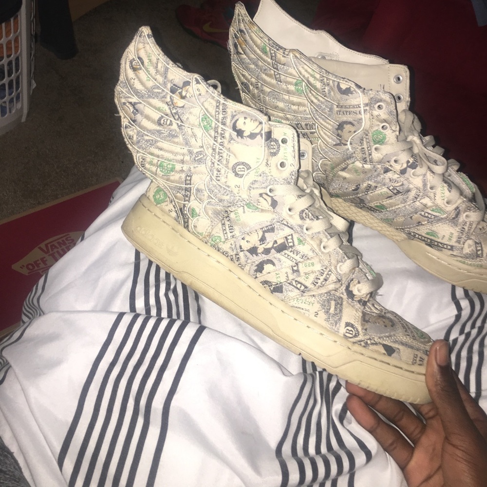 Adidas jeremy scott money wings