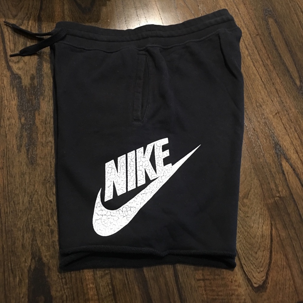 Men's Nike 💯 Cotton Athletic Shorts