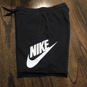 Men's Nike 💯 Cotton Athletic Shorts