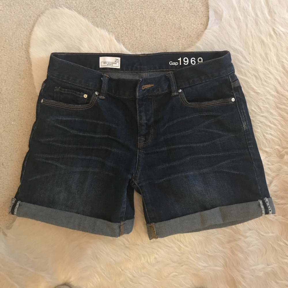 Gap Sexy Boyfriend Shorts