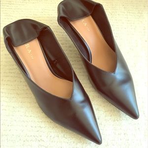 Zara black leather crushed back kitten heel pump