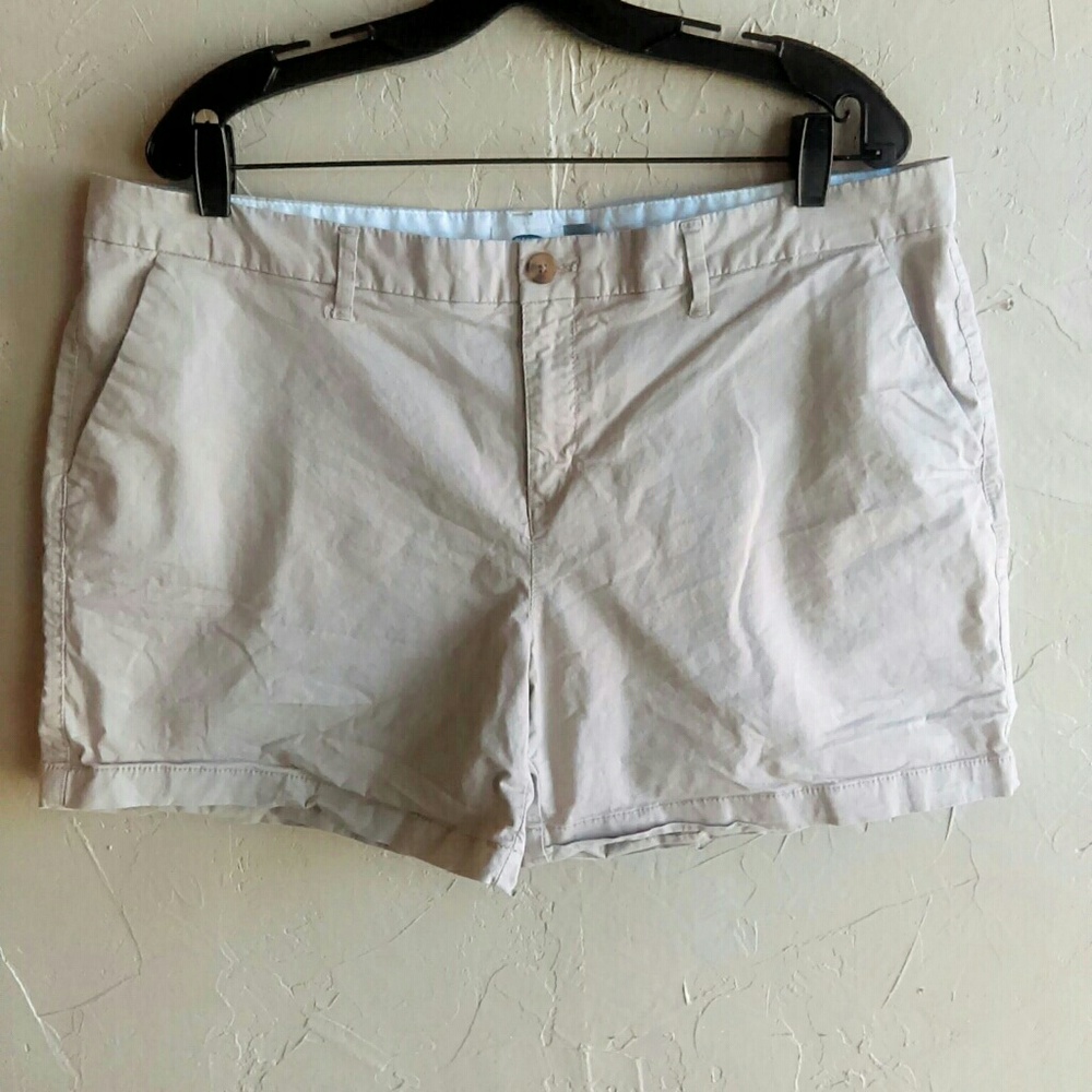 Plus size Old Navy short size 16