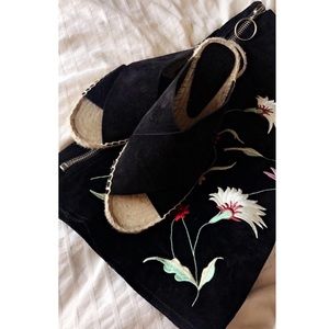 Vince Black Suede Criss-Cross Espadrilles Slides