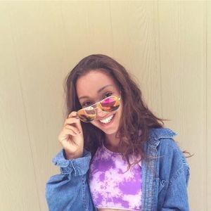 Meet your Posher, Leandra