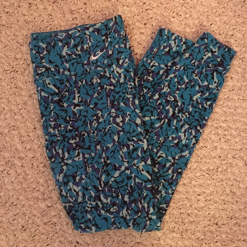 Nike leggings