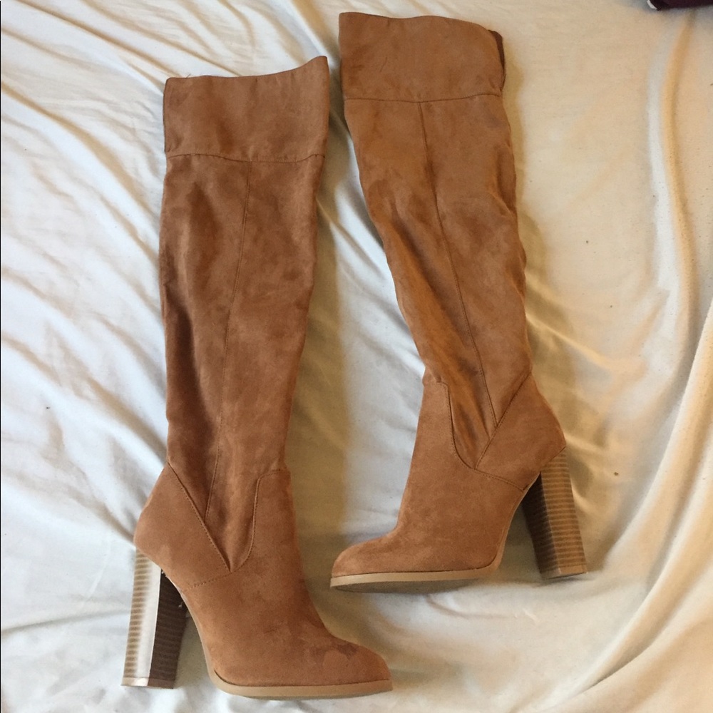 ✨Thigh high boots👢💛✨