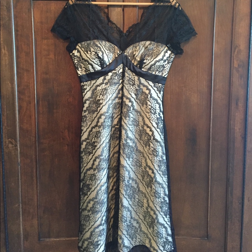 Black/Tan lace dress - White House Black Market
