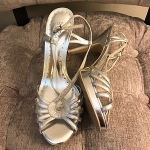 Silver formal 4.5" heels
