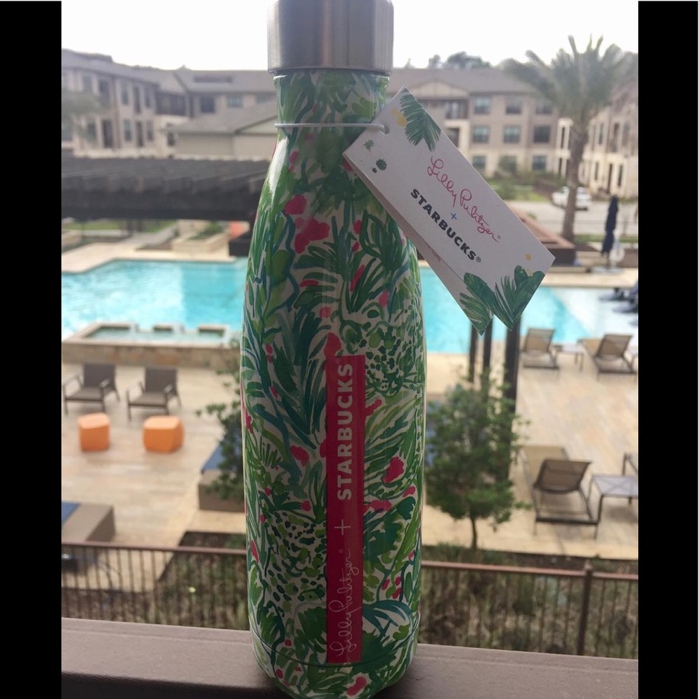 Lilly Pulitzer x Starbucks s'well bottle