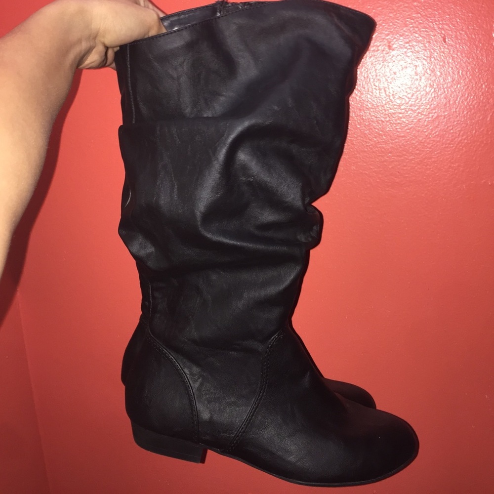 Black boots