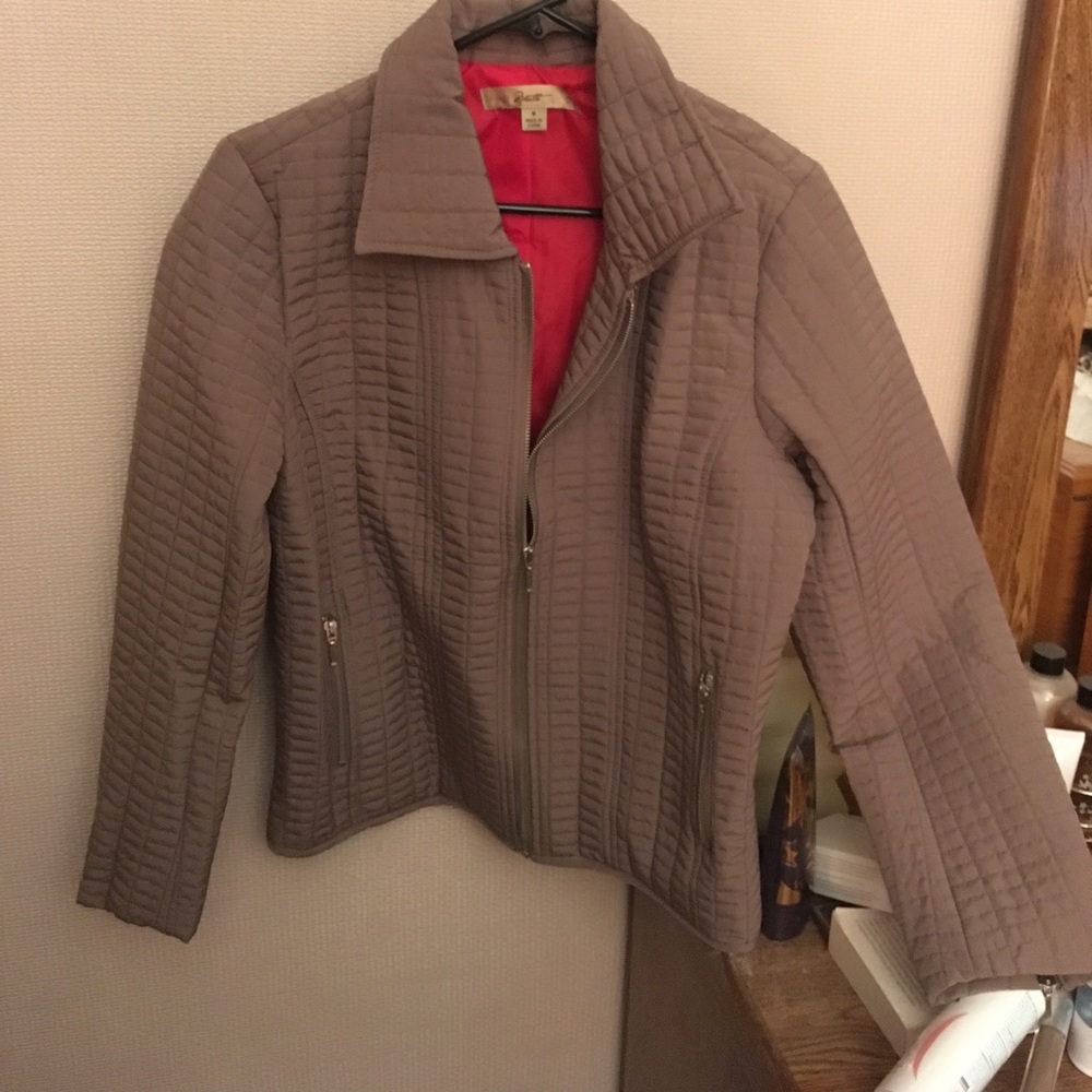 Never worn perfect condition brown jacket