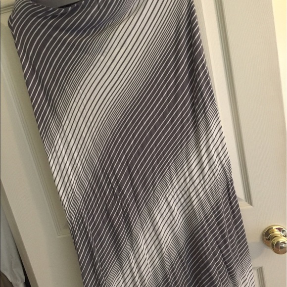 LAST CHANCE Gray & White Stripe Maxi Skirt - Picture 1 of 3