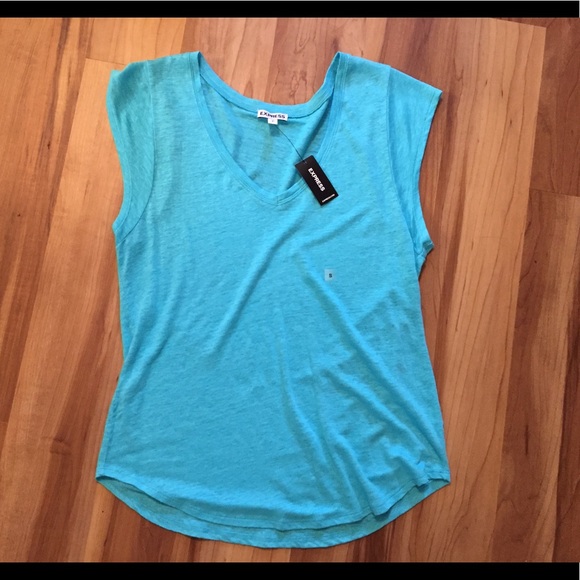 2 Express T Shirts, turquoise and white - Picture 2 of 3