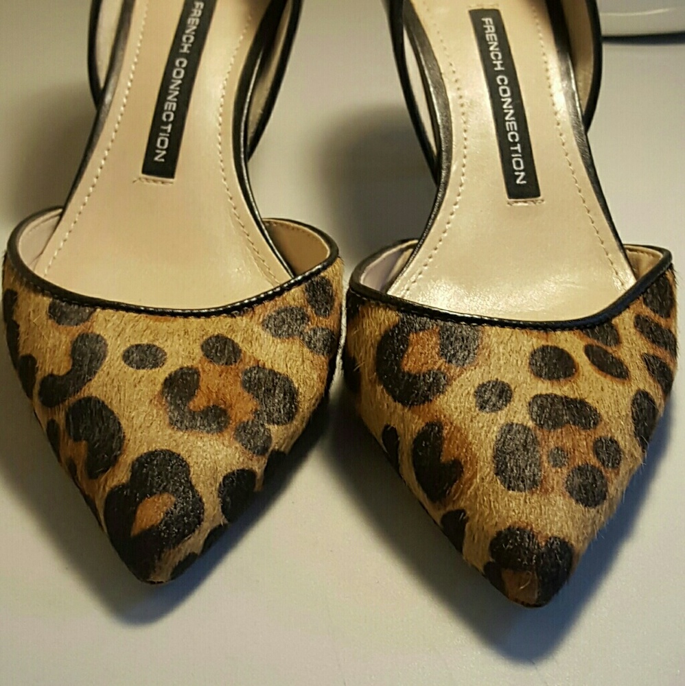 Shoes - Picture 2 of 4