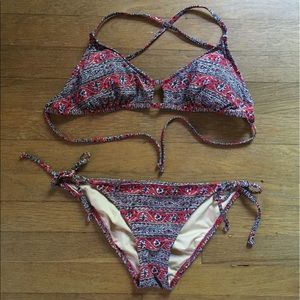 Madewell Bikini in Medallion Red Stamp Print