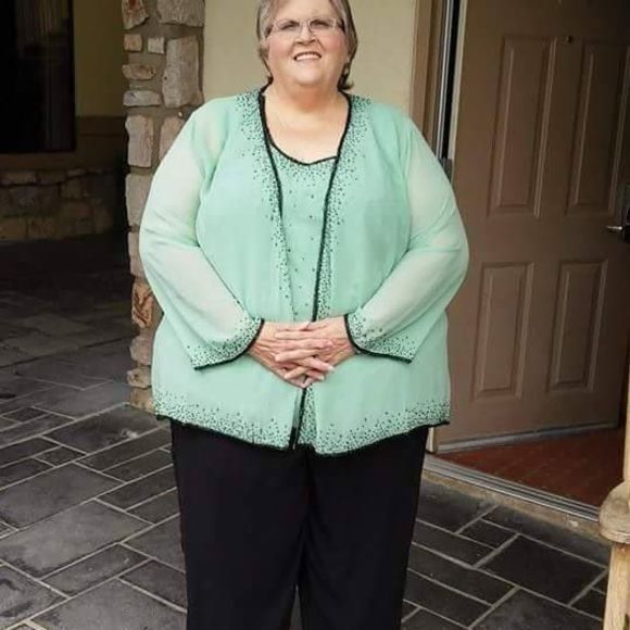 Meet your Posher, Cathy - Picture 1 of 1