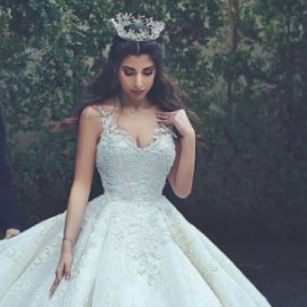 Meet your Posher, Liz