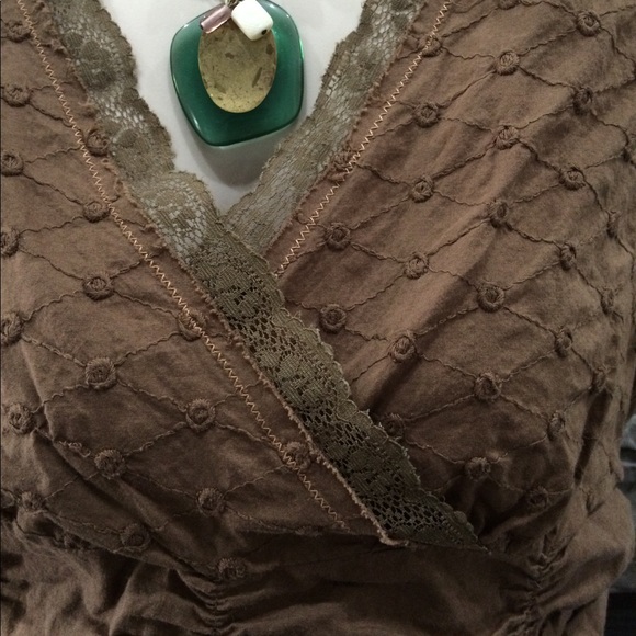 🦃 DONATED Bandolino cap sleeve blouse - Picture 3 of 5