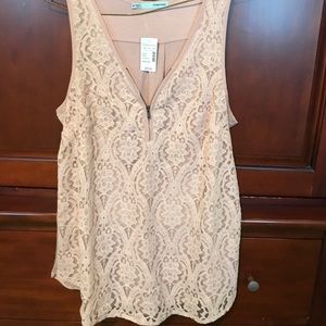 Lace Overlay tank NWT