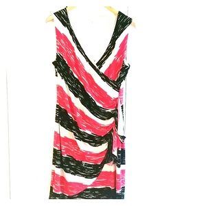 NY&CO Sleeveless Faux Wrap Dress