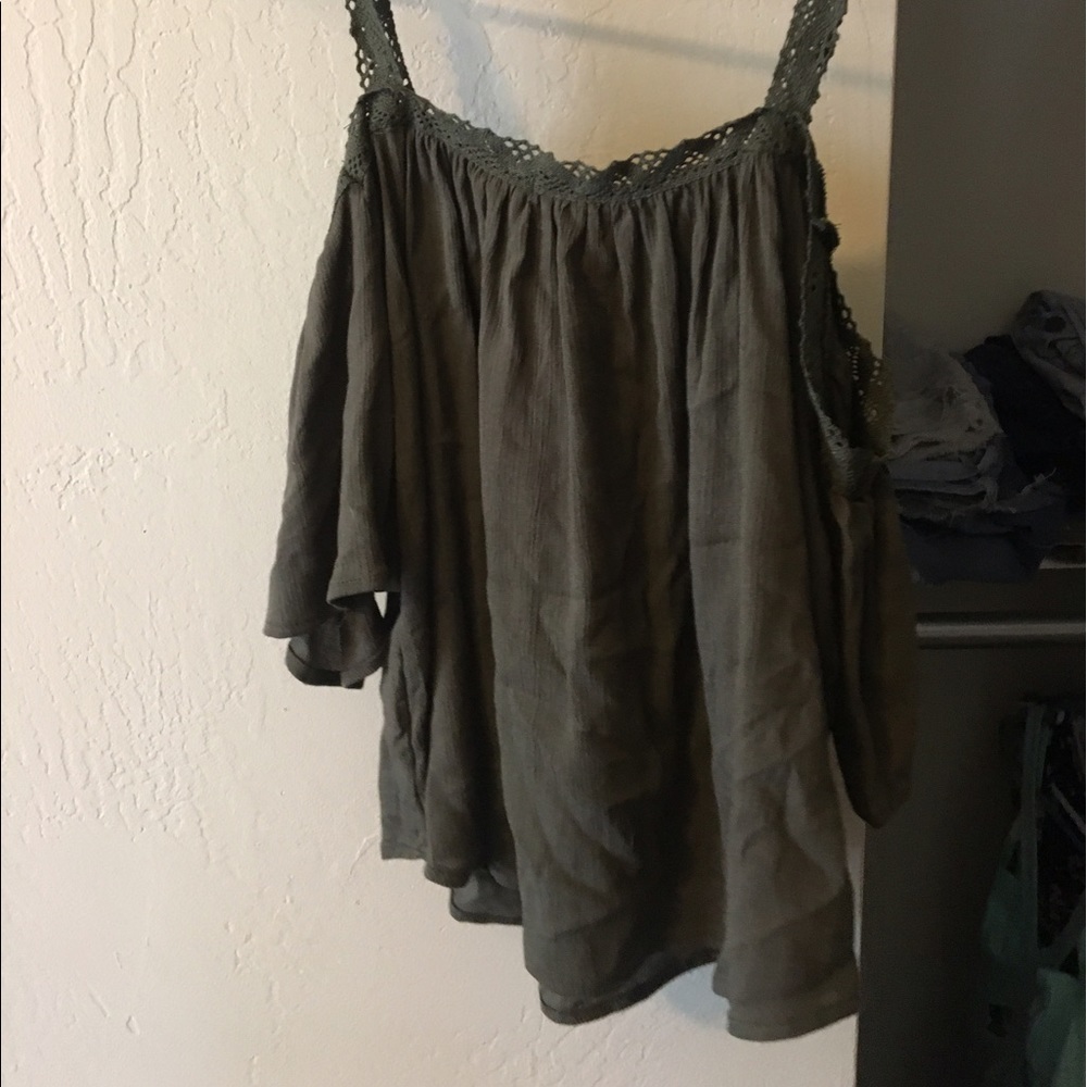 Shirt - Picture 2 of 2