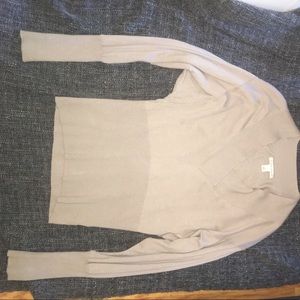 Bananna Republic Tan Lightweight Sweater