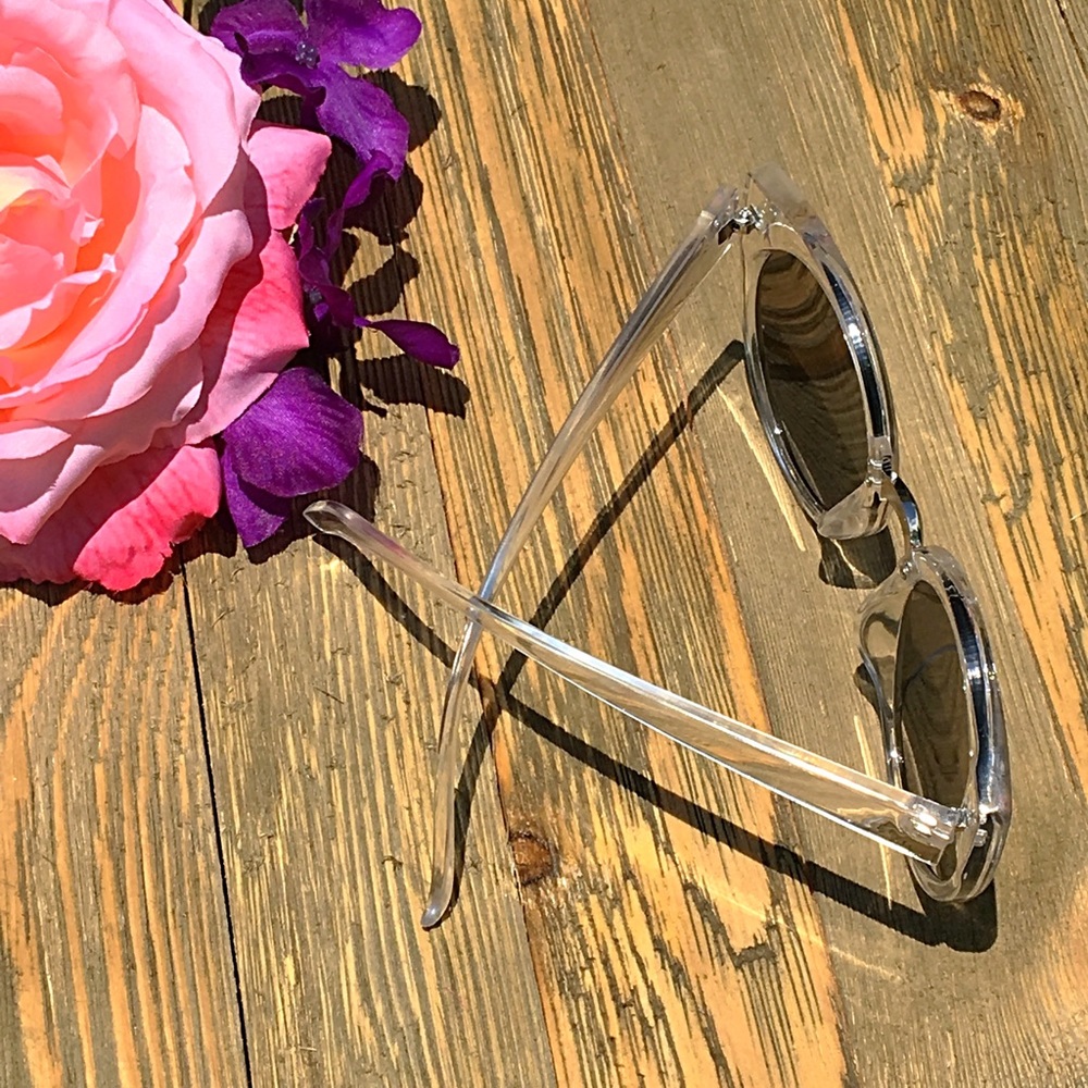 "Fresca" Iconic Oversized Cat Eye Sunglasses - Picture 3 of 4