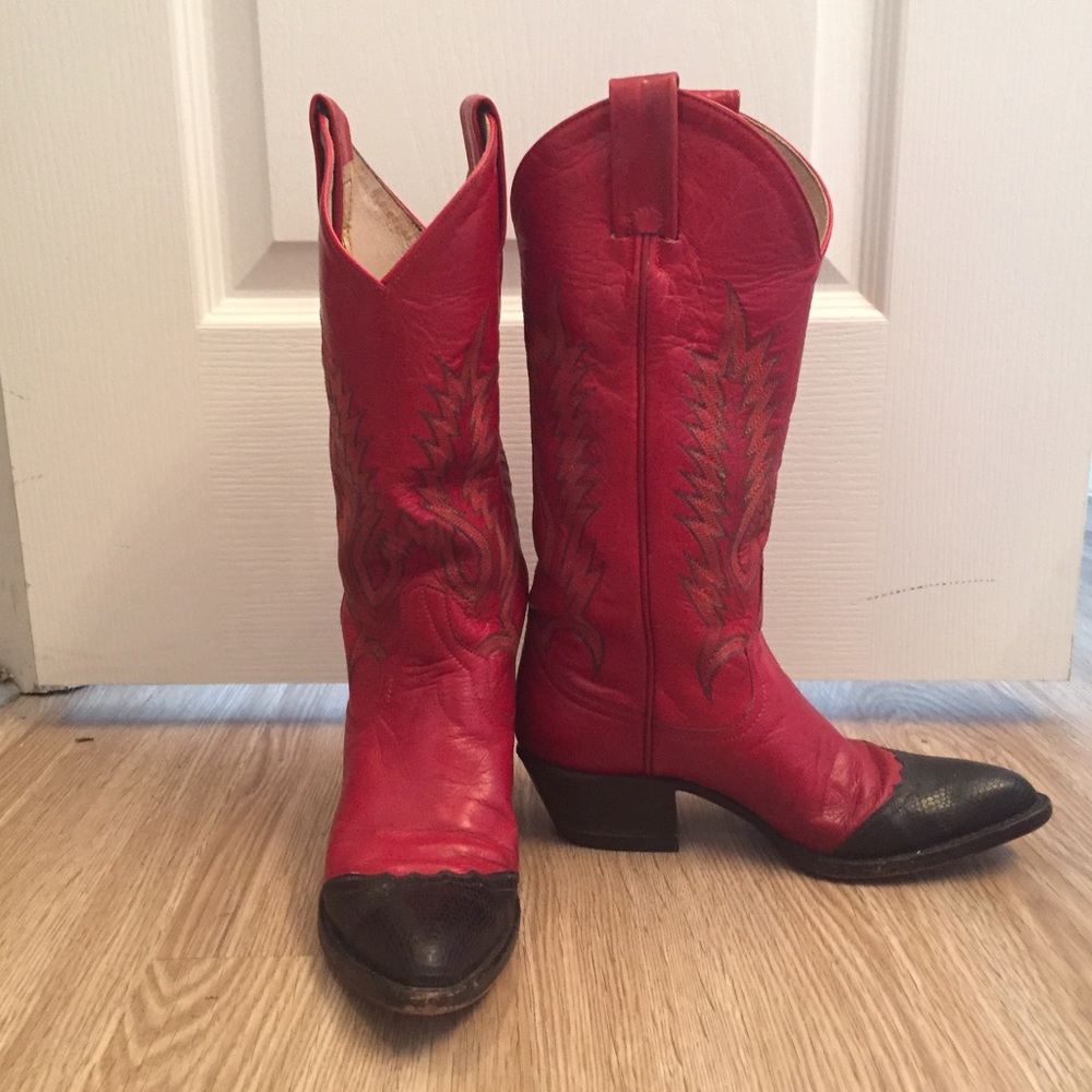 Red Cowboy Boots!