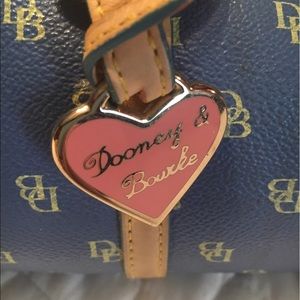 Dooney & Bourke