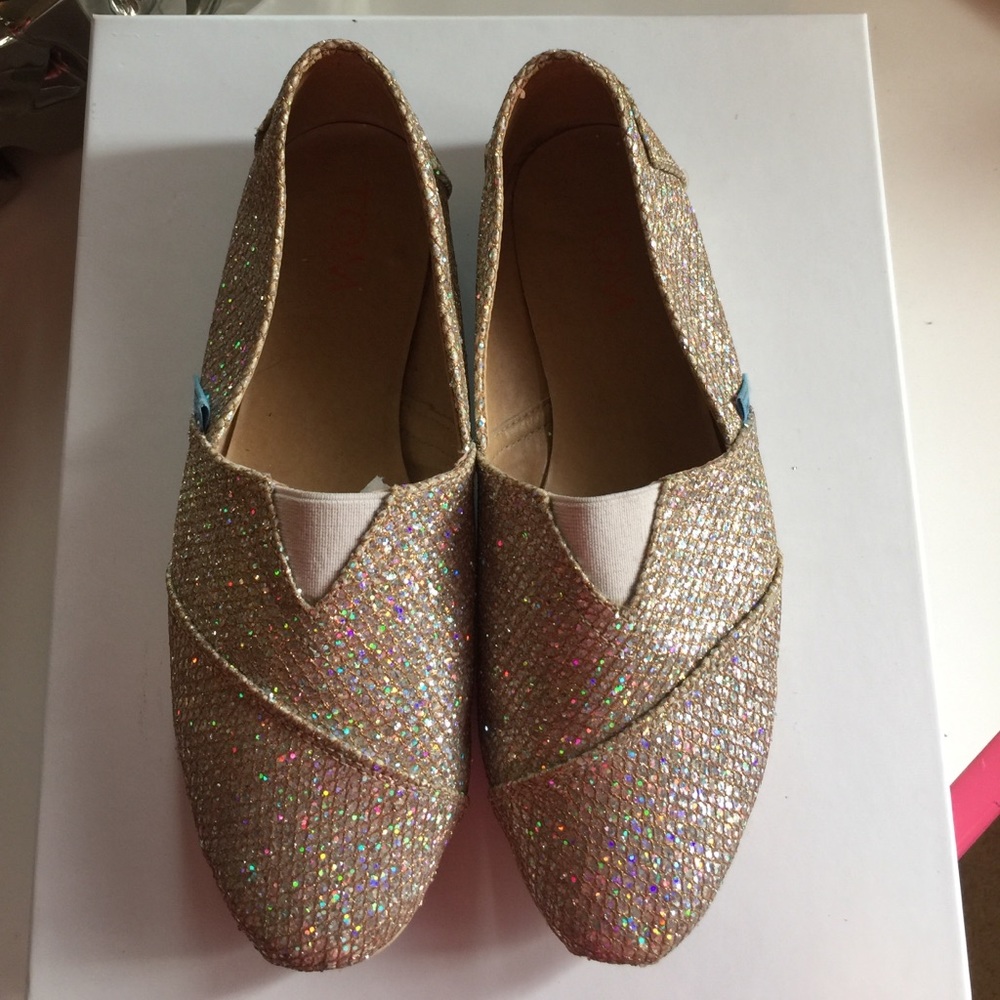 Silver with gold flats