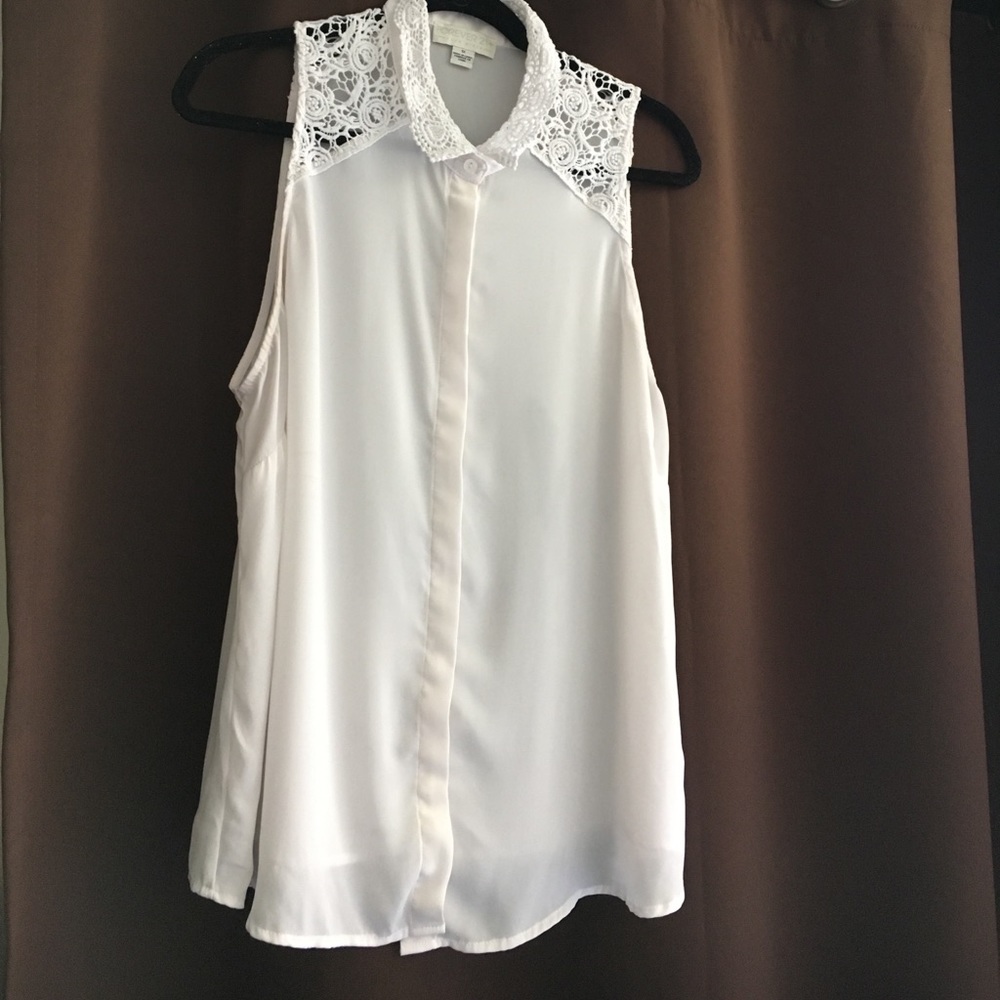 Forever 21+ Crochet collar sleeveless button down