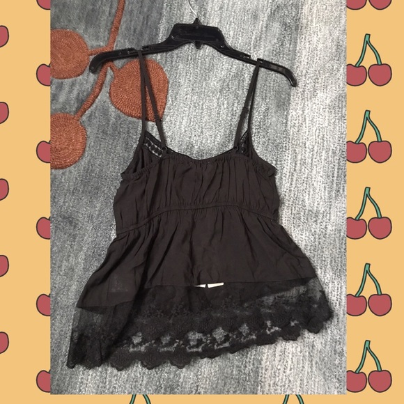 ❣️🌺🆕Adorable Black Tank Top 🆕🌺❣️ - Picture 3 of 7
