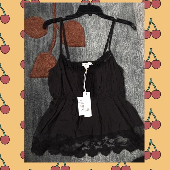 ❣️🌺🆕Adorable Black Tank Top 🆕🌺❣️ - Picture 4 of 7