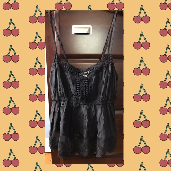 ❣️🌺🆕Adorable Black Tank Top 🆕🌺❣️ - Picture 2 of 7