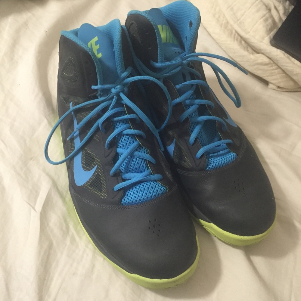 Nike Athletic Shoes Size 13