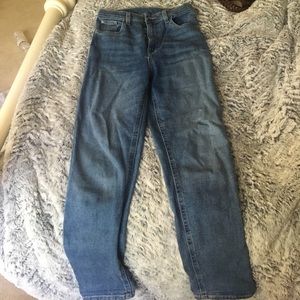 BDG girlfriend jeans