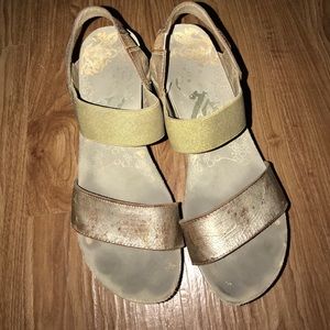 USED OTBT SIZE 9