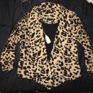 Leopard print blazer