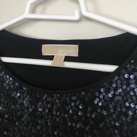 Sequenced black dress - Picture 3 of 3