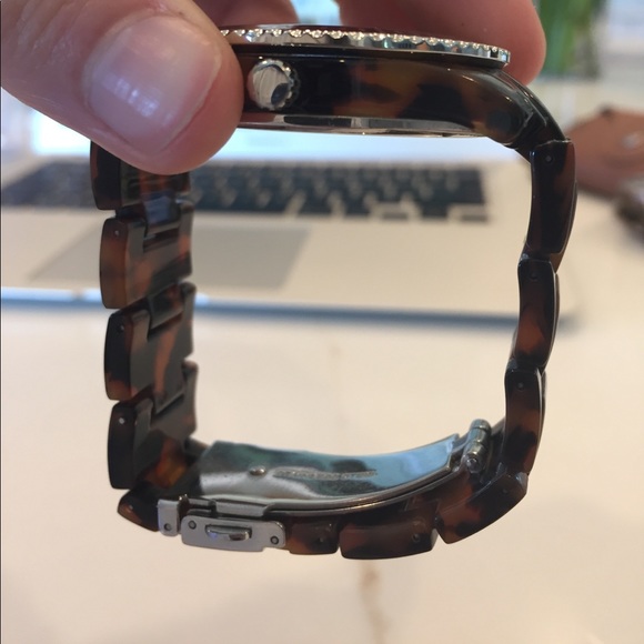 Fossil tortoise shell watch - Picture 2 of 2