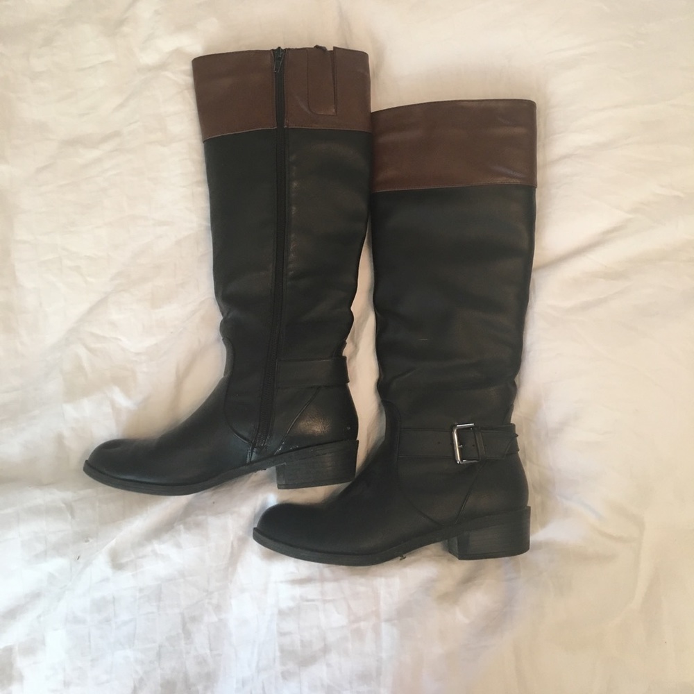 Shoe dazzle knee high boots. Size 6.5.