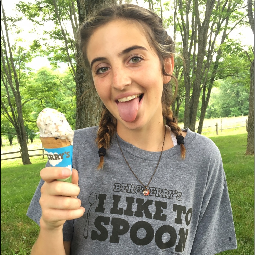 Meet your Posher, Alyssa