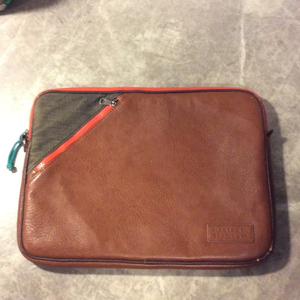Urban Outfitters 14 inch laptop case