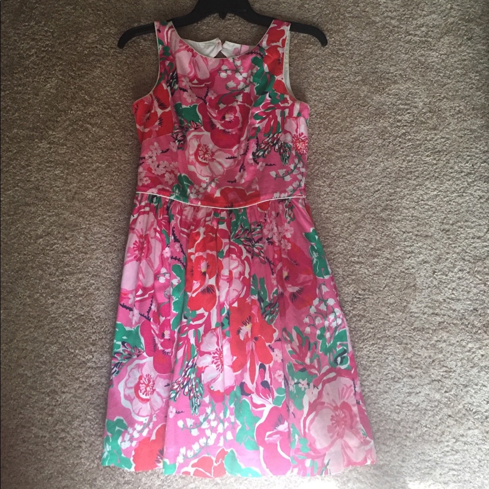 Lilly Dress size 4
