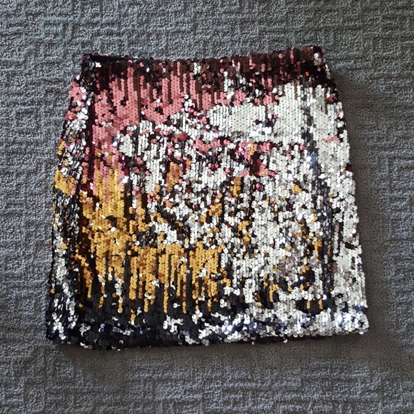 Sequin skirt - Picture 3 of 3