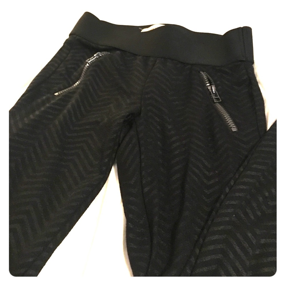 Black leggings with zippers