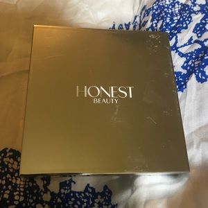 Honest Beauty Luminizing Powder